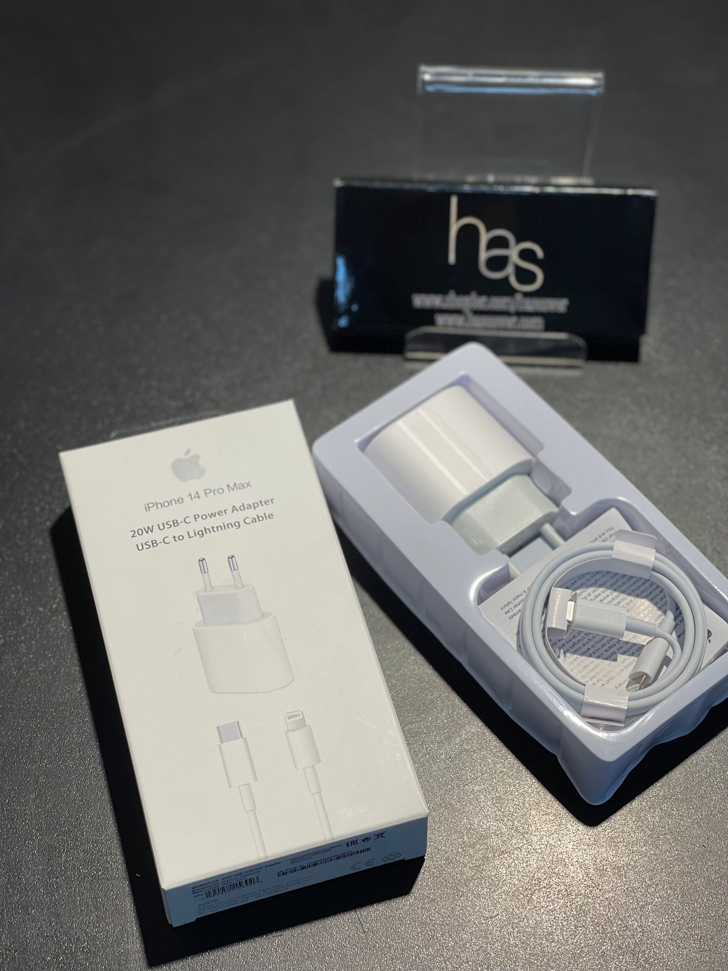 20W USB-C Güç Adaptörü + Type-C to Lightning Kablo